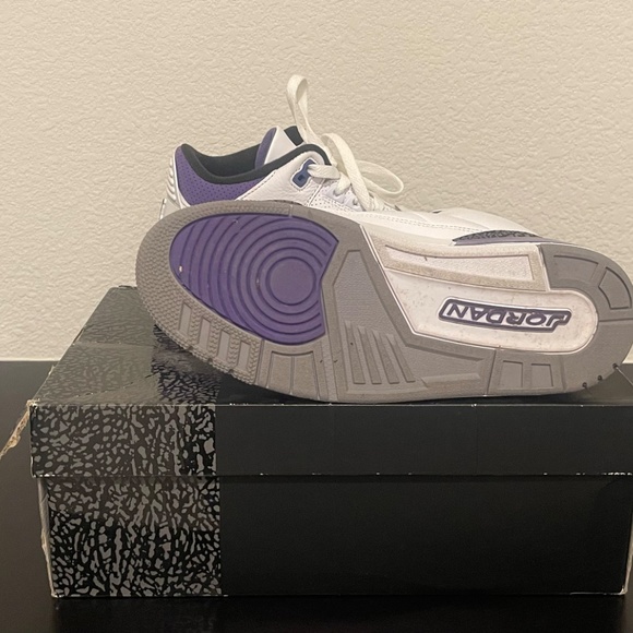 AIR JORDAN 3 RETRO DARK - Picture 3 of 5